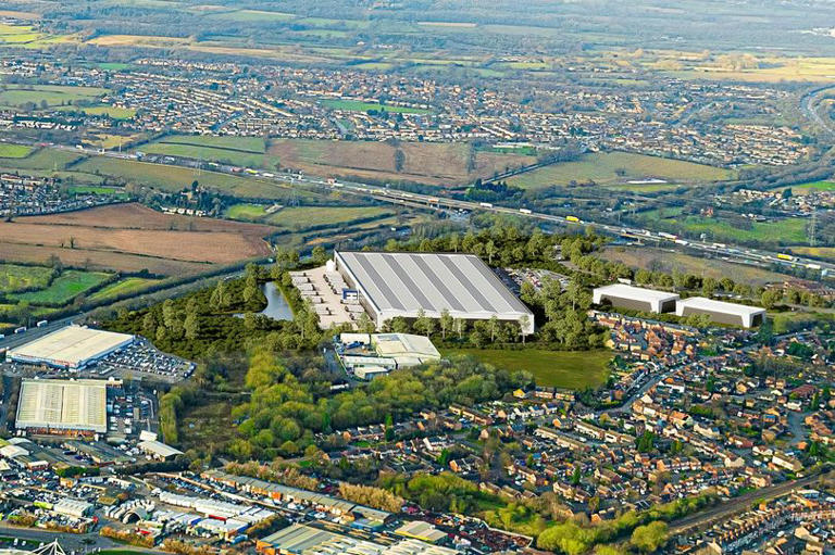 Developer plans huge new £135m logistics park