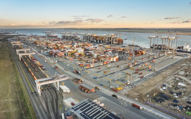 DP World unveils $2.5 billion logistics investment