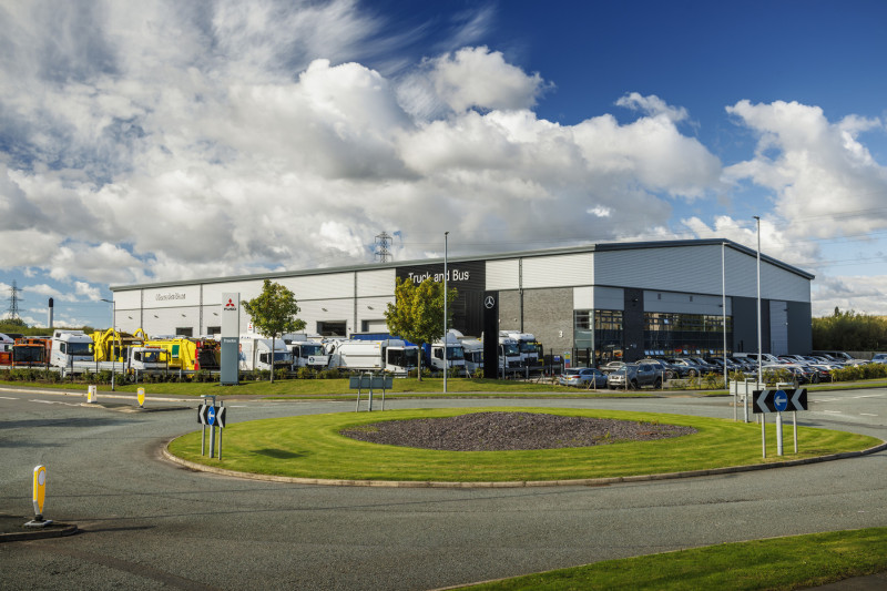 Daimler Truck Own Retail Europe enters UK with eStar Truck & Van acquisition